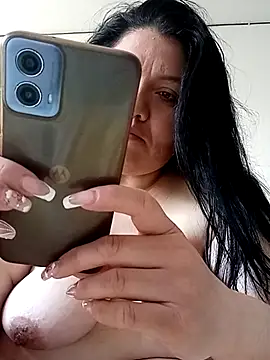 Cati_cat3's cam snapshot