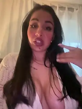 bella_dauergeil's cam snapshot