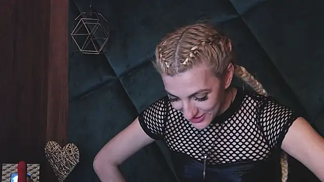 LannaQuinn's cam snapshot