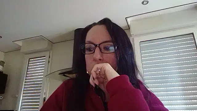 FITGIRL-MAEVA live sex cam