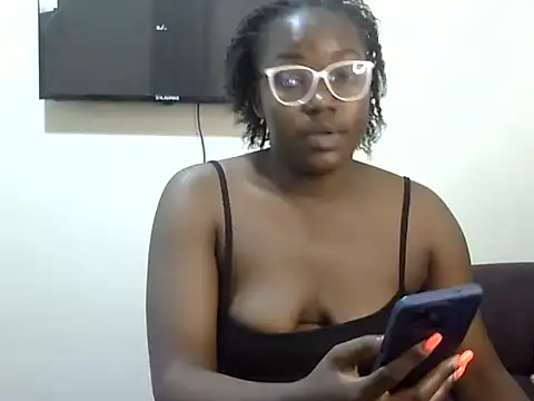 Sexy-suzy live sex cam