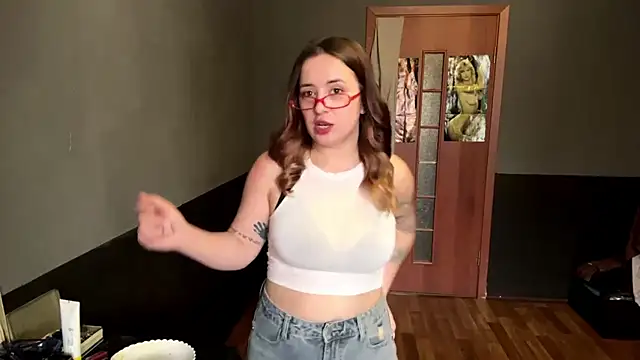 AnnmariePedone's cam snapshot