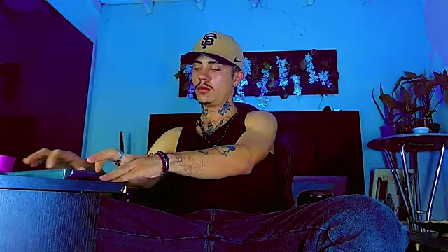 HannibalLester live sex cam