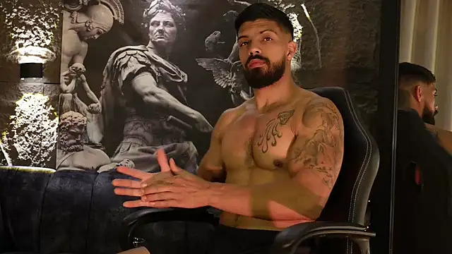 DannSaenz live sex cam