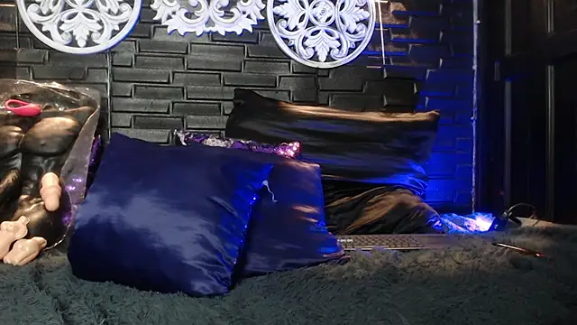 ABRAHAN_XO live sex cam