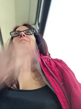 NataKitten live sex cam