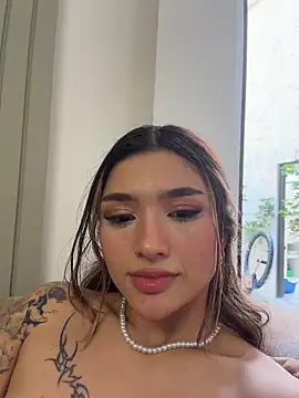 Arianavillada's cam snapshot