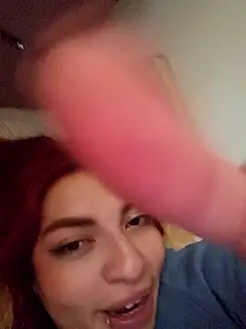 mila_curvy live sex cam