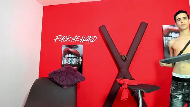 GREEN_BOYS live sex cam