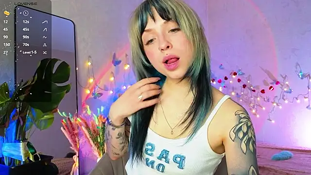 lavenderluxe live sex cam