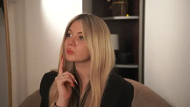 ScarletBohl's cam snapshot