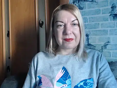 Lillia_Ray's cam snapshot