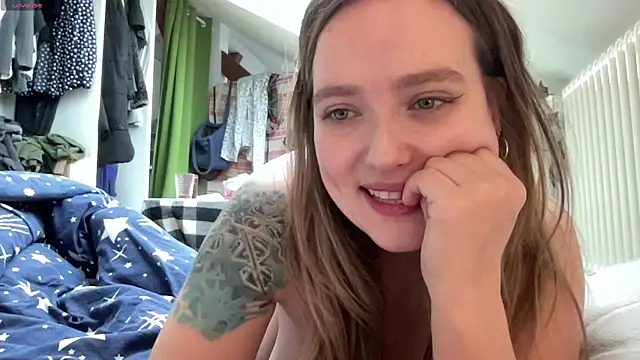 MyMegann's cam snapshot