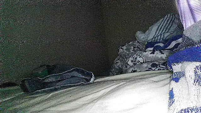 RinsingWood84 live sex cam