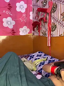 CUTI-NAINA live sex cam