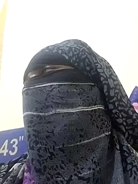 chocolate-puss's cam snapshot