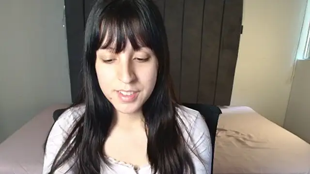 Sofi_chan live sex cam