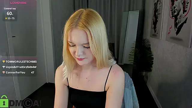 Carrie_Foster's cam snapshot