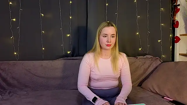 IvetteLabore's cam snapshot