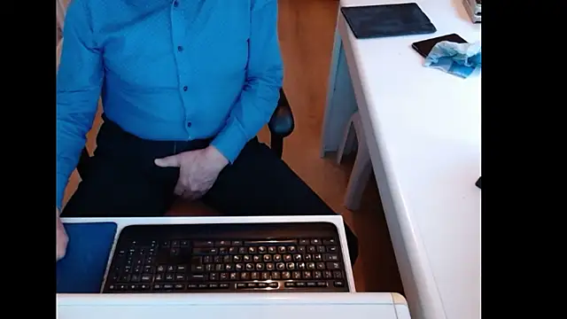 dutchpornking live sex cam