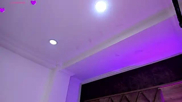 AudreyHayworth live sex cam