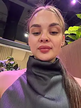 KristiRich live sex cam