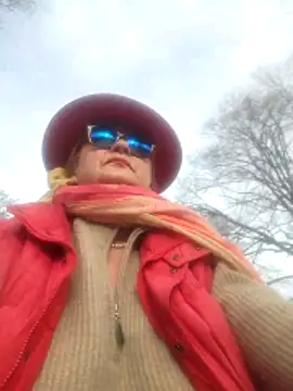 Hot-Muci live sex cam