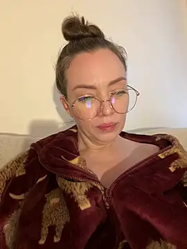 FemDom_RubyKnightXXO live sex cam