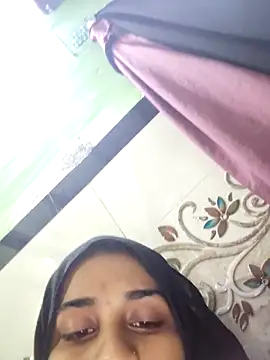 Zoya_G's cam snapshot