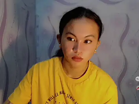 Sofia_Sweetheart18 live sex cam