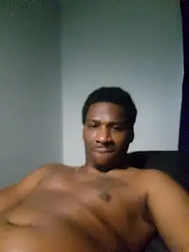 007Giovani live sex cam