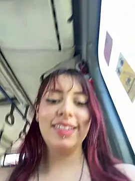 RojitasTeaseX_'s cam snapshot