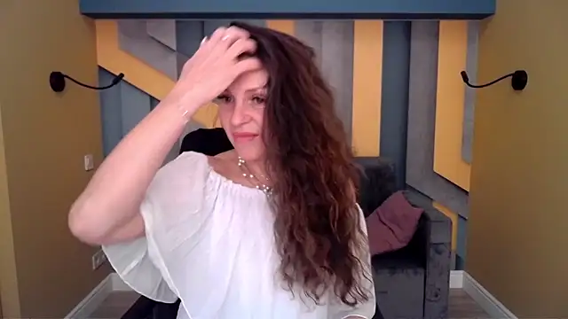 EllaLong live sex cam