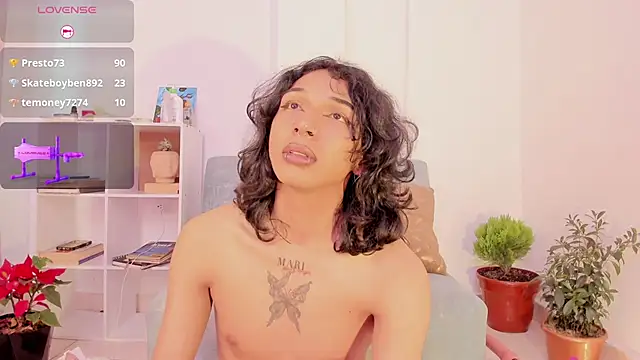 VictoriaBlackfire live sex cam