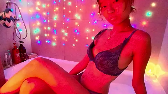 lihnpham's cam snapshot