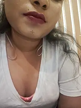 Cutie_bae011's cam snapshot