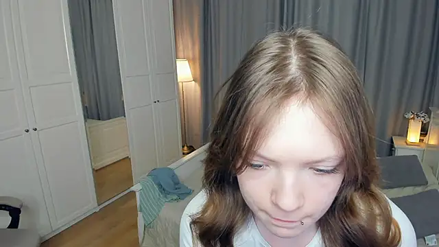 LavenderMitten's cam snapshot