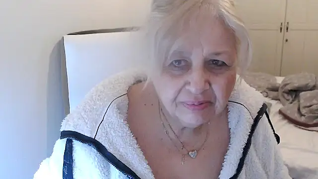 SusiLifeXXX live sex cam