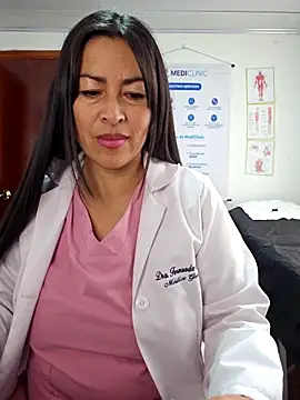 JustSamantha_'s cam snapshot