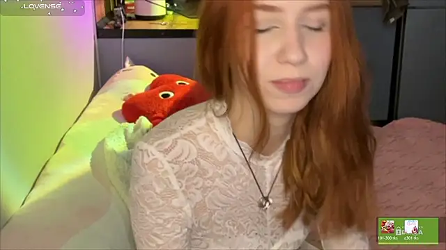 Veneloppalife's cam snapshot