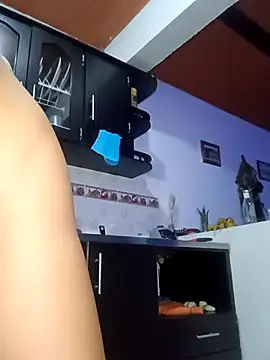 Leslly_ live sex cam