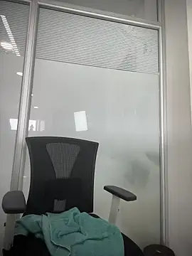 Nahomy_Benett live sex cam