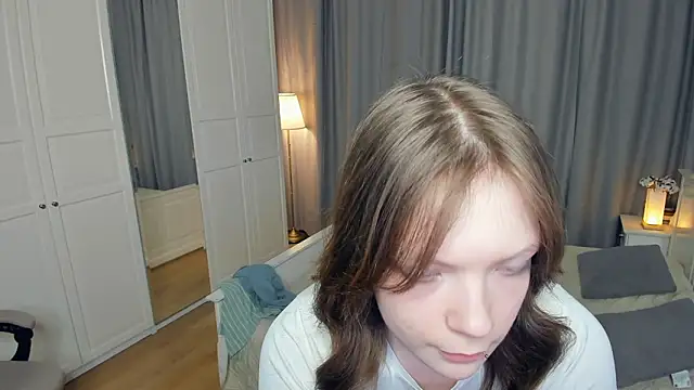 LavenderMitten's cam snapshot