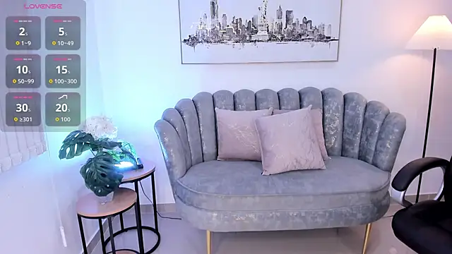 July_Adams live sex cam