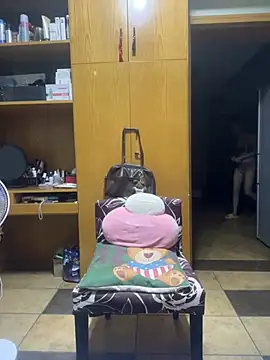 xiuchun100's cam snapshot