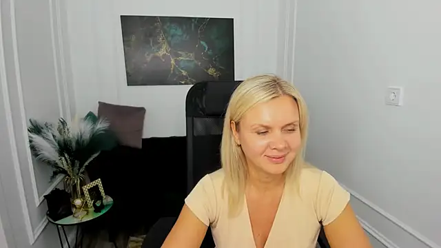 AgathaKlouin's cam snapshot