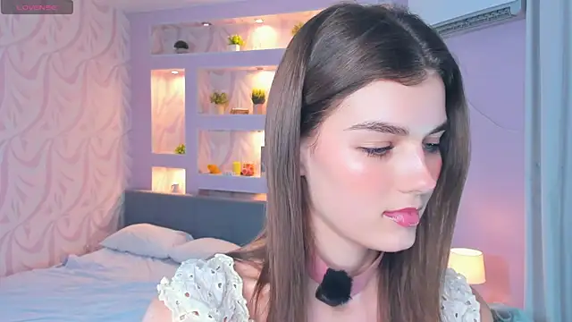 FloraDobb's cam snapshot