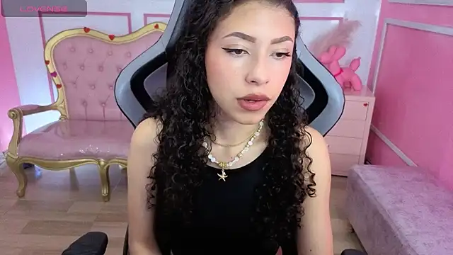 danatella_a's cam snapshot