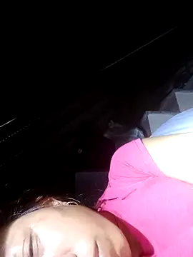 bella-la's cam snapshot