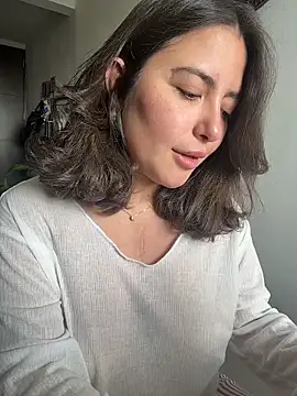 sukhakunis1 live sex cam